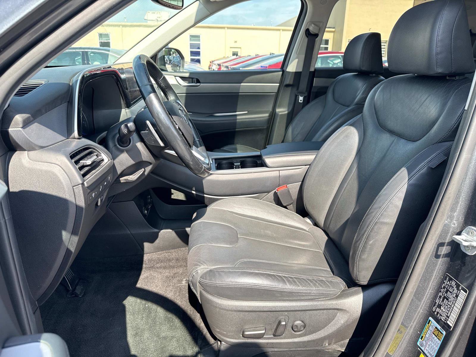 Used 2021 Hyundai Palisade SEL w/ Premium Package image 24