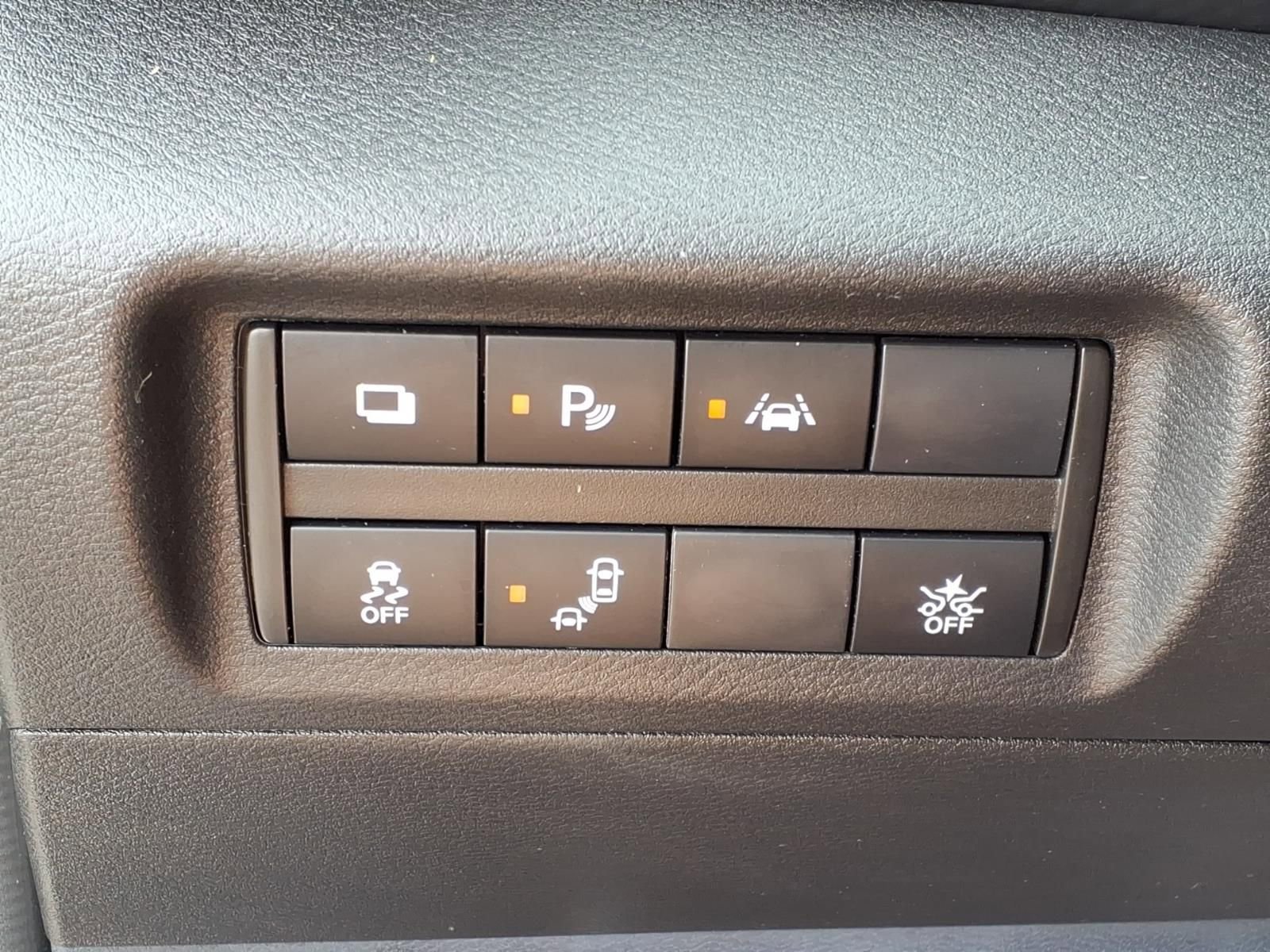 Used 2022 Nissan Kicks S FWD image 24