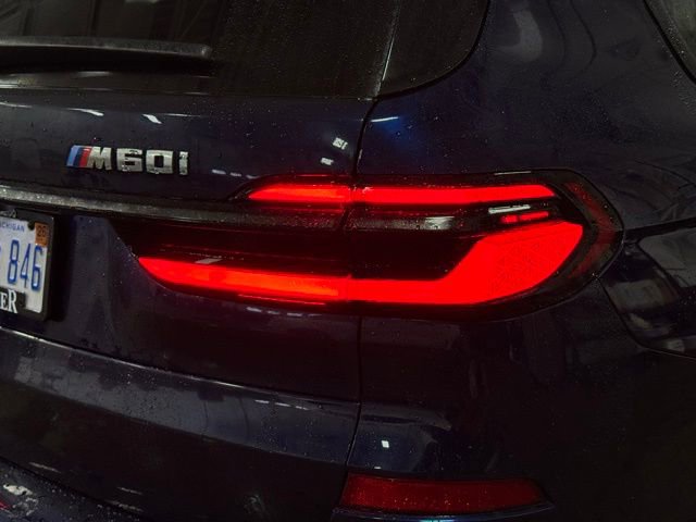 Certified 2024 BMW X7 M60i w/ Executive Package image 6