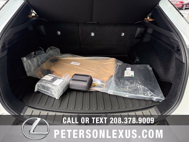 New 2026 Lexus RZ 450e AWD w/ Accessory Package (2T) image 18