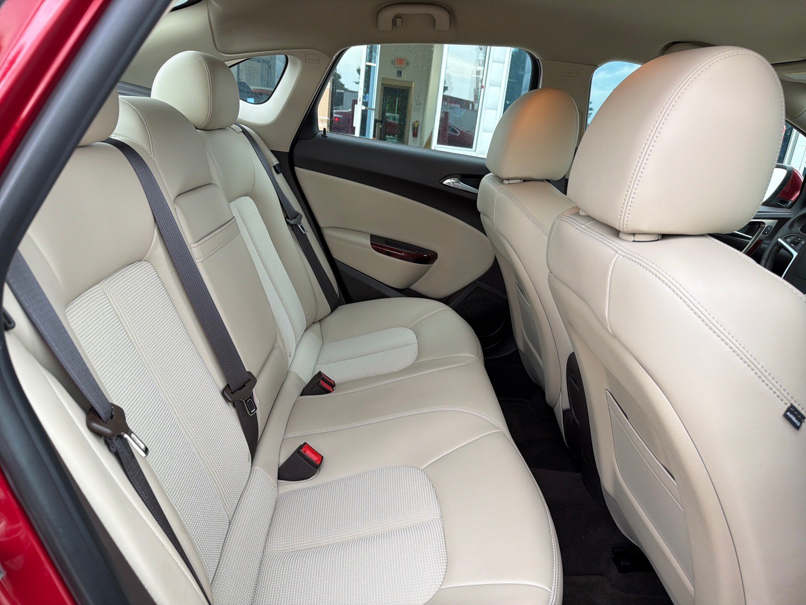 Used 2014 Buick Verano FWD image 23