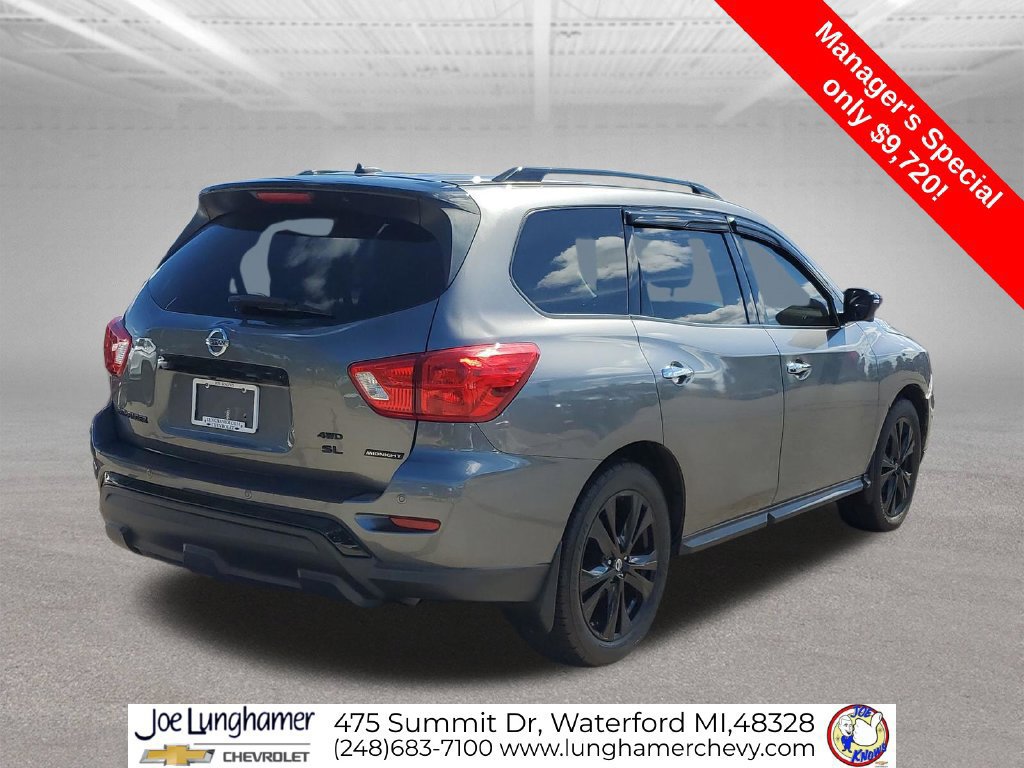 Used 2018 Nissan Pathfinder SL w/ Midnight Edition Package AWD/4WD image 8