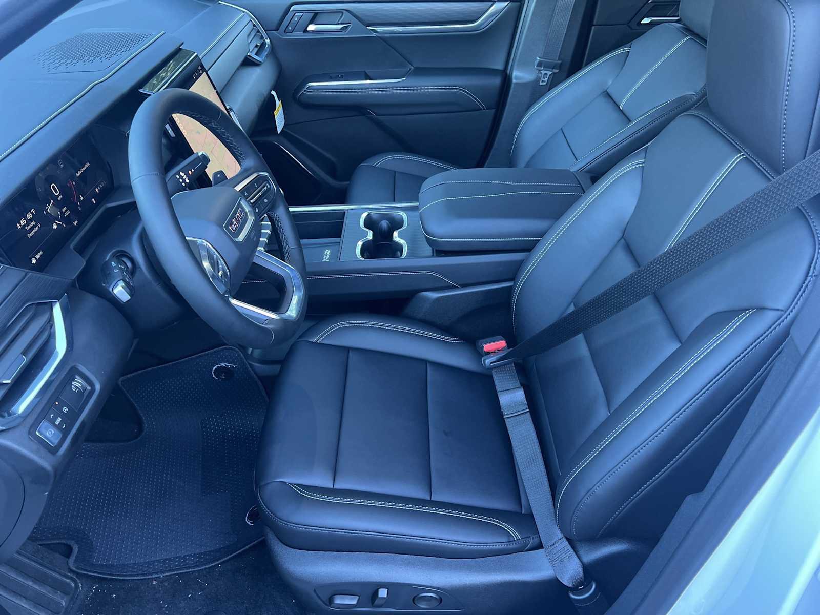 New 2026 GMC Acadia Elevation w/ Black Edition FWD image 17