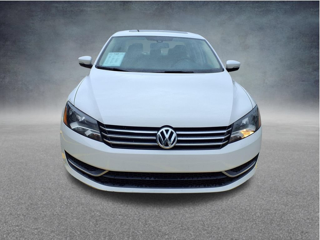 Used 2013 Volkswagen Passat 2.5 SE FWD image 2