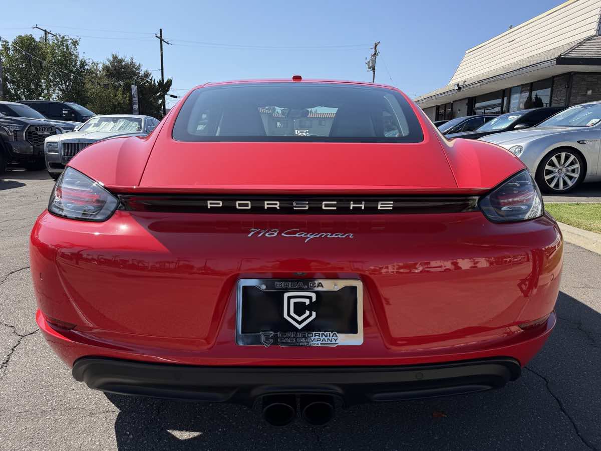 Used 2019 Porsche 718 Cayman RWD image 6
