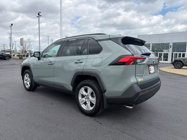 Used 2021 Toyota RAV4 XLE w/ Convenience Package image 5