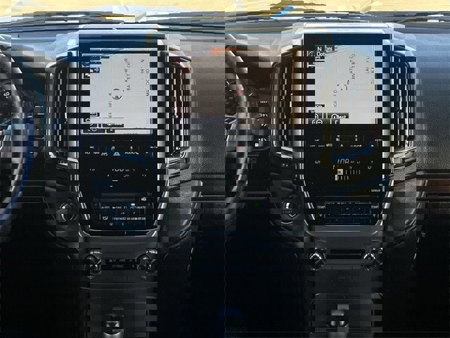 Used 2017 Toyota Land Cruiser image 16