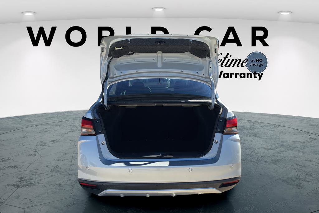 Used 2021 Nissan Versa S image 9
