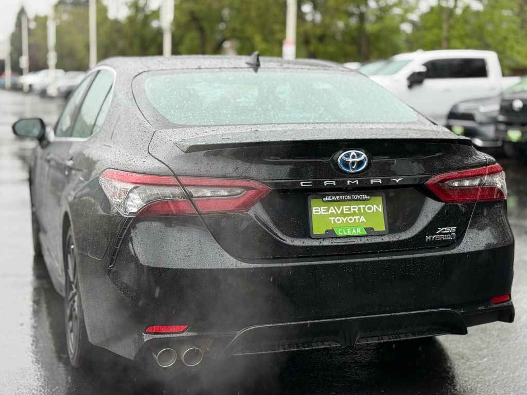 Used 2024 Toyota Camry XSE w/ Navigation Package FWD image 3