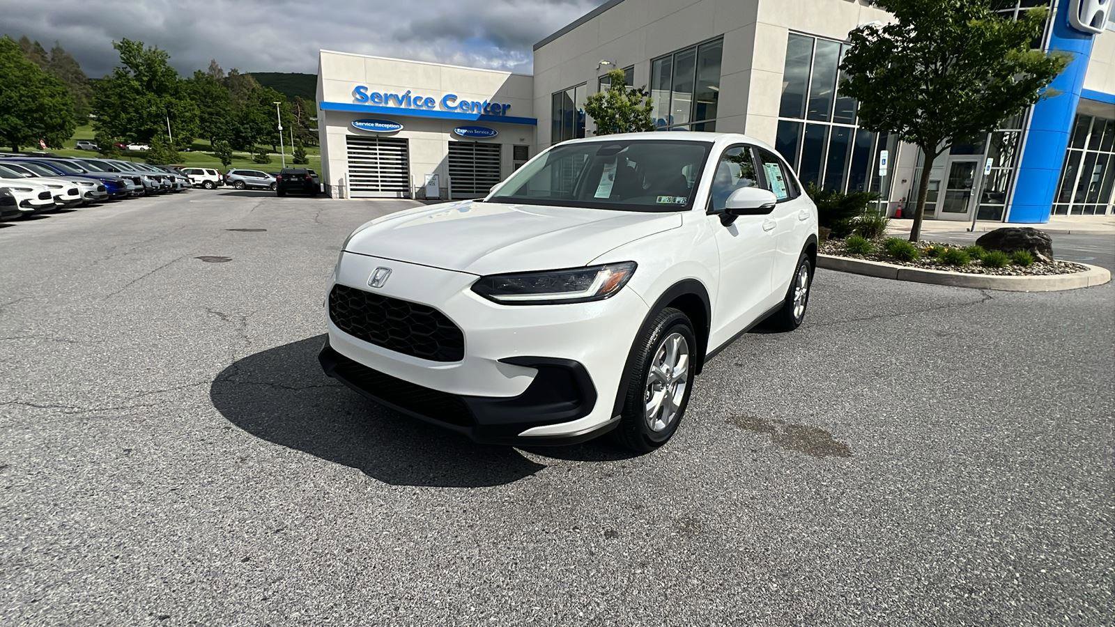 New 2025 Honda HR-V LX image 8