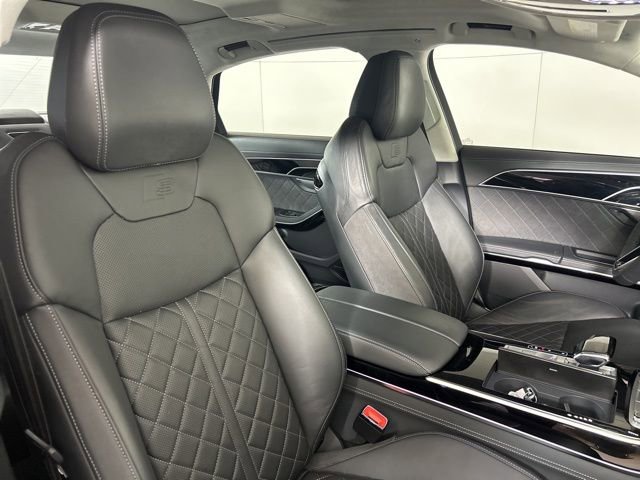 Used 2023 Audi S8 w/ S8 Comfort Plus Package image 11