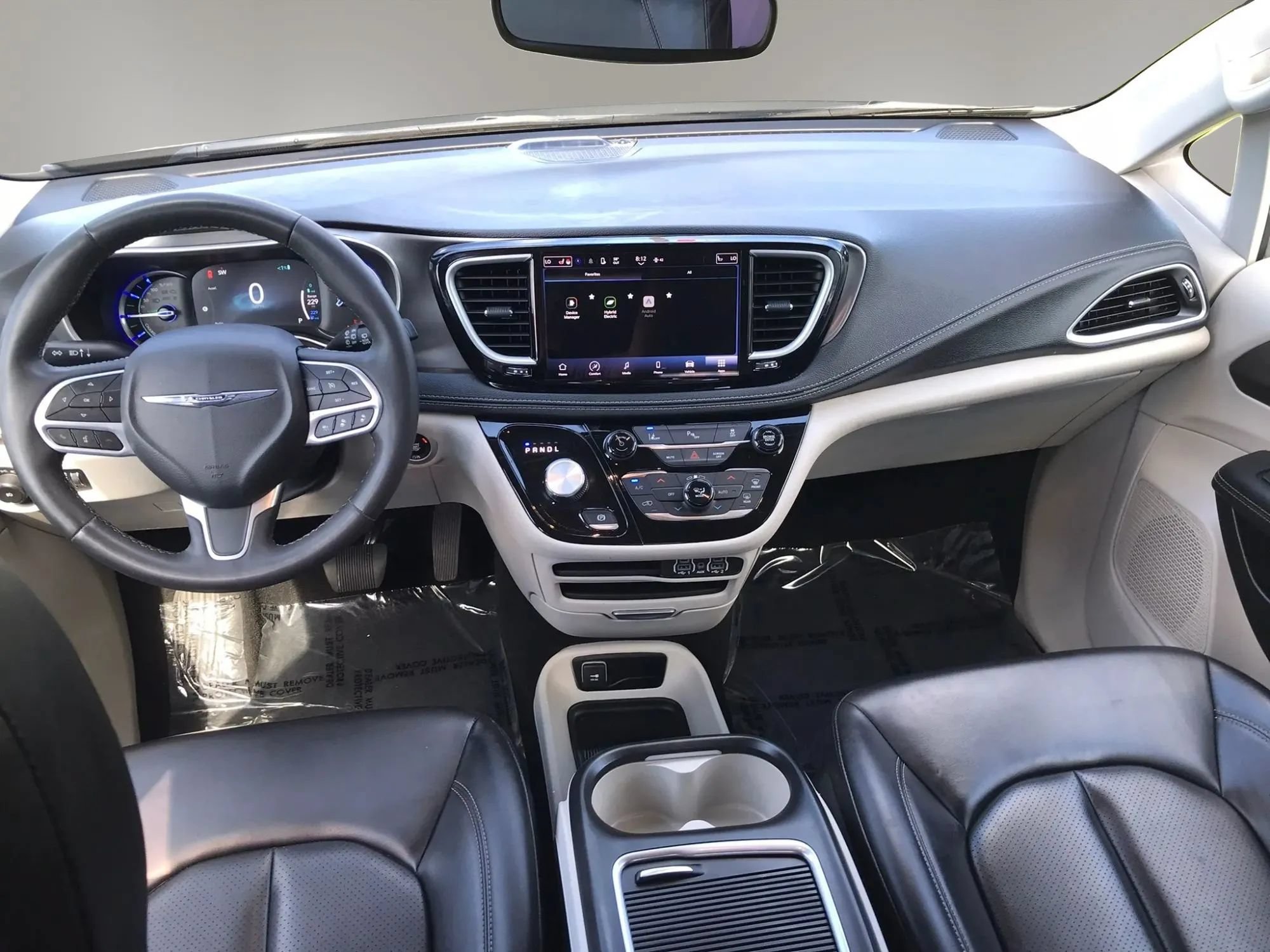 Used 2023 Chrysler Pacifica Touring-L FWD image 33