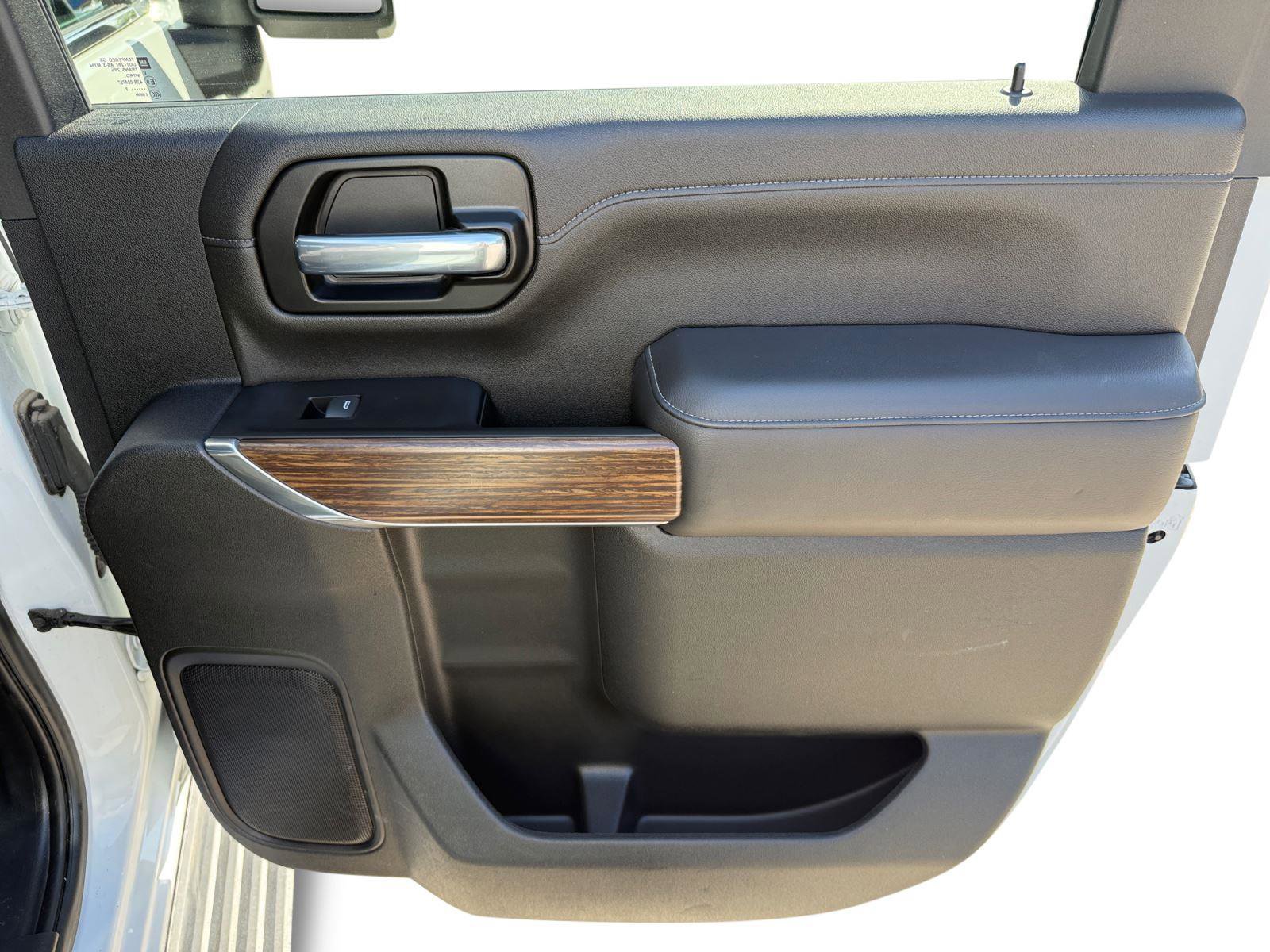 Used 2022 Chevrolet Silverado 3500 High Country w/ Safety Package II AWD/4WD image 24
