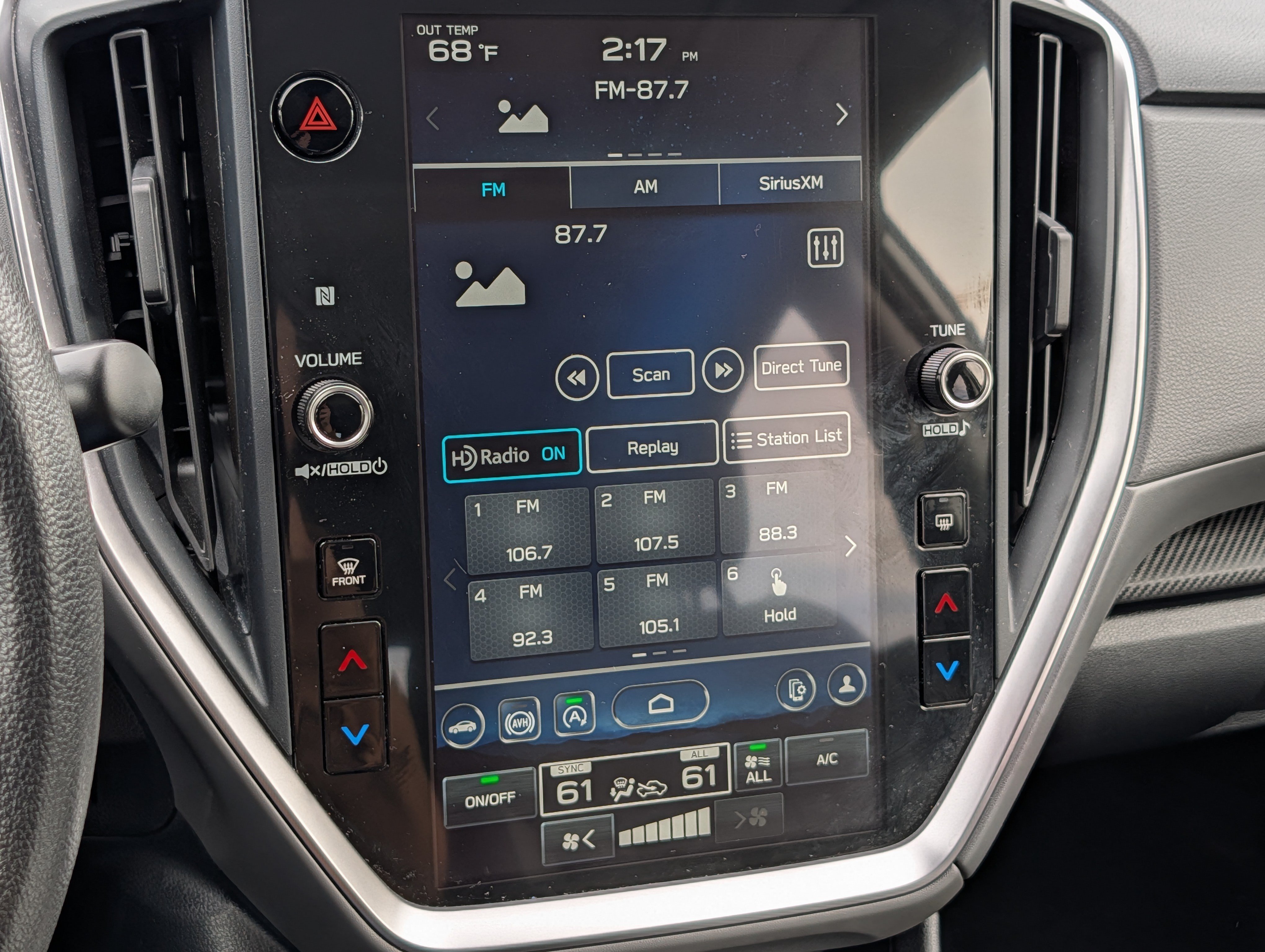 Certified 2025 Subaru Crosstrek 2.5i Premium AWD/4WD image 22