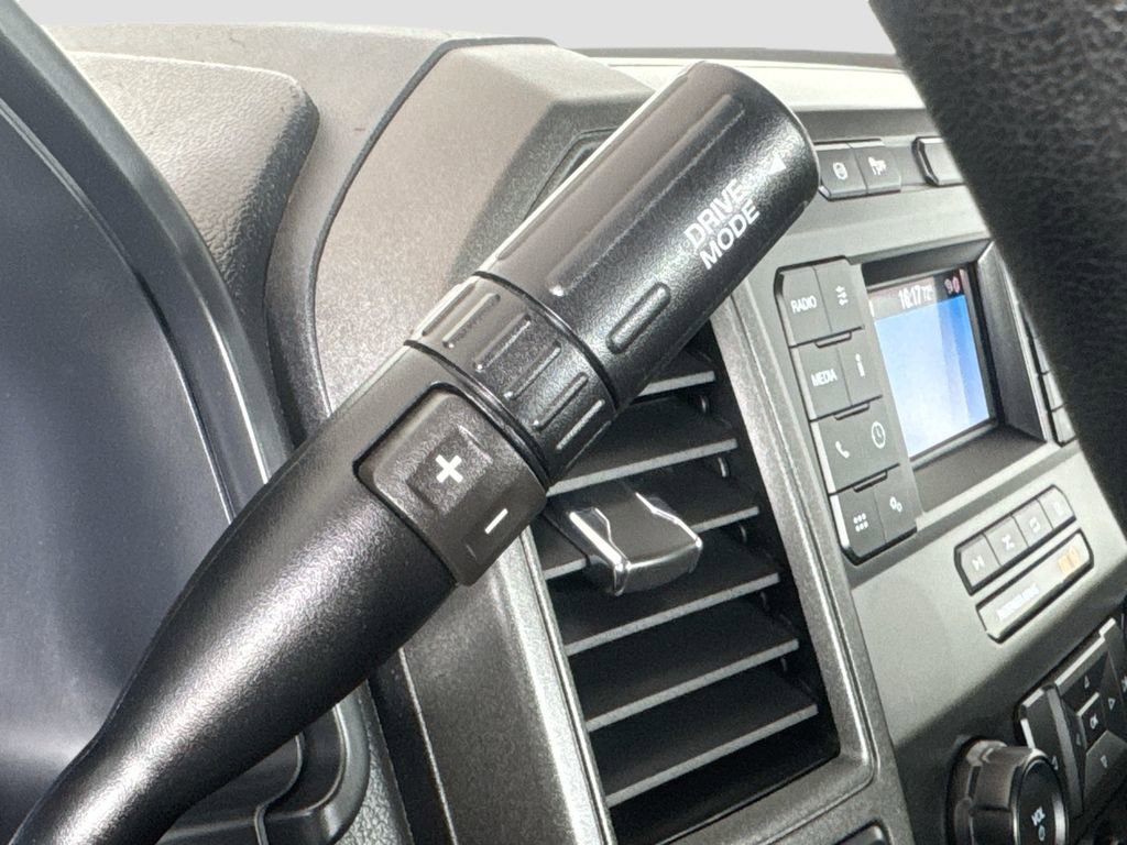 Used 2022 Ford F350 XL w/ Power Equipment Group AWD/4WD image 16