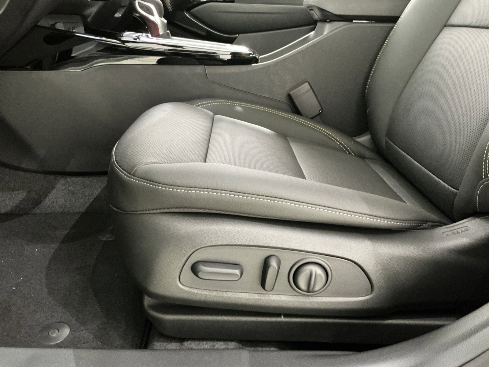 New 2026 Chevrolet Trax ACTIV w/ Sunroof Package image 22