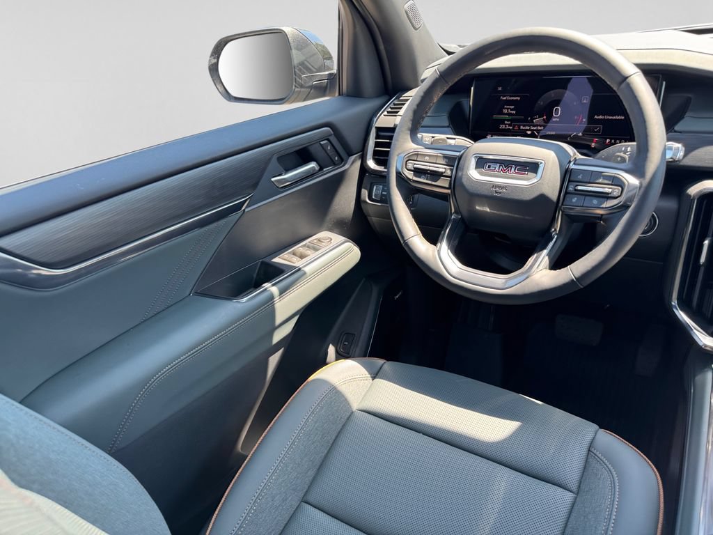 New 2026 GMC Acadia AT4 w/ Luxury Package AWD/4WD image 21