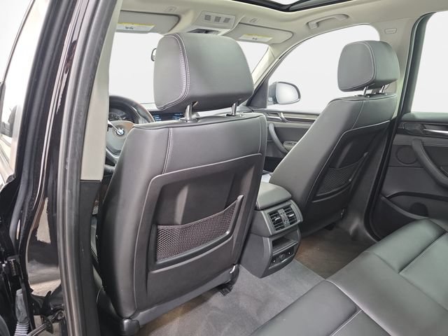 Used 2017 BMW X3 xDrive28i AWD/4WD image 12