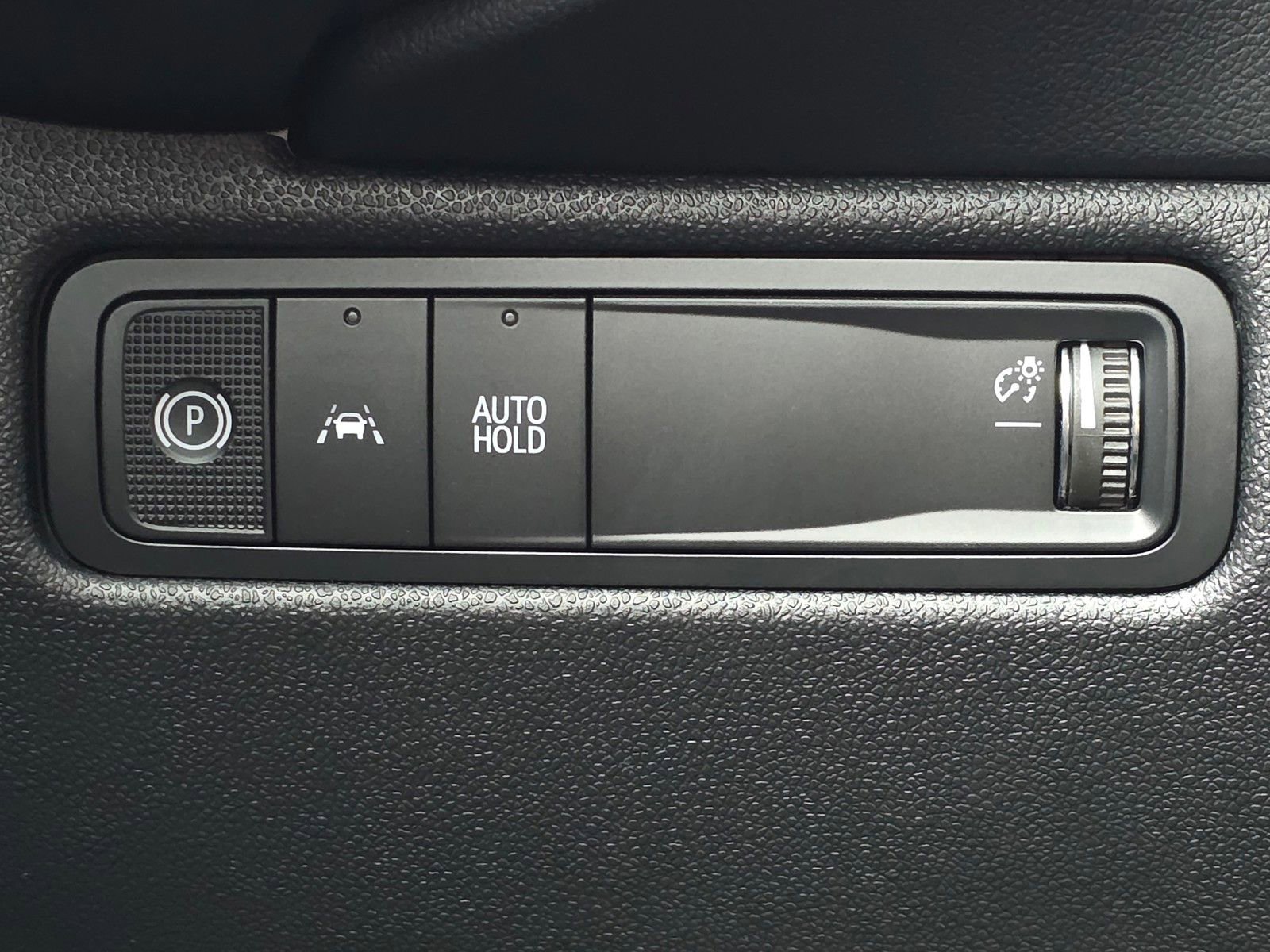 New 2026 Chevrolet Equinox EV LT w/ LPO, Blackout Package image 31