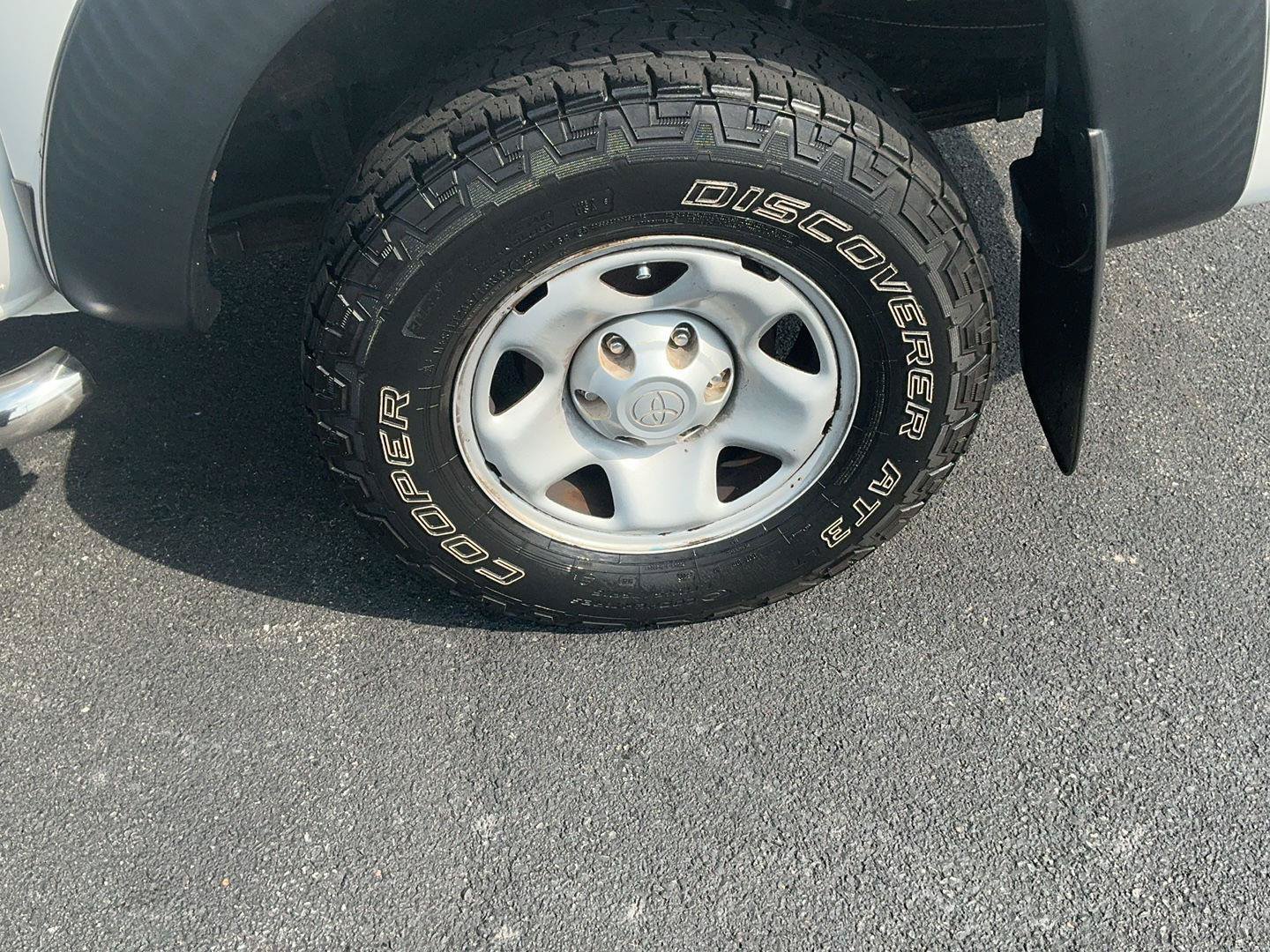 Used 2014 Toyota Tacoma 4x4 Double Cab w/ Convenience Package image 11