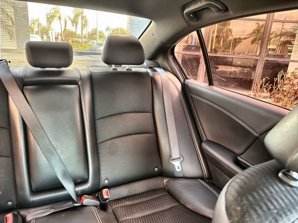 Used 2017 Honda Accord Sport image 15