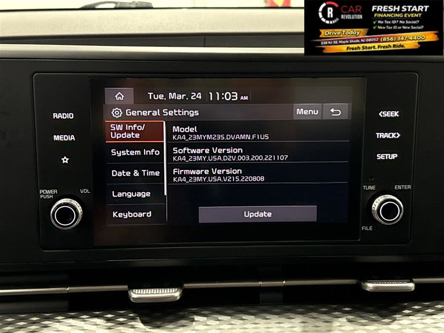 Used 2024 Kia Carnival LX image 40