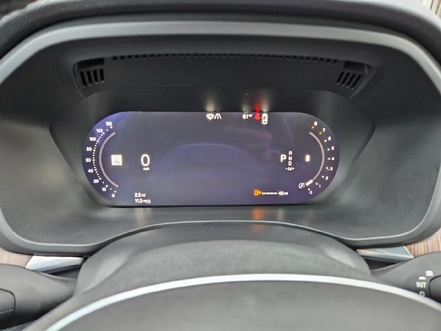 Used 2023 Volvo XC60 B5 Plus w/ Climate Package AWD/4WD image 25