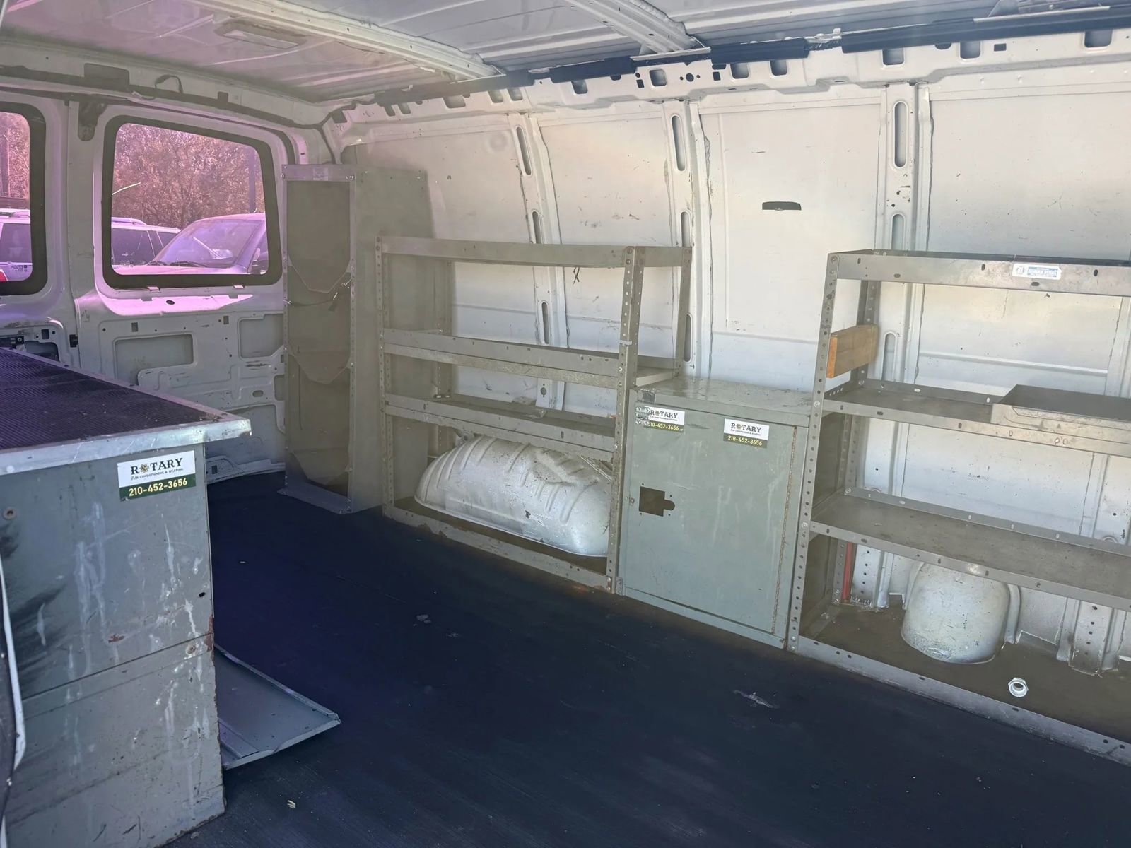 Used 2012 Chevrolet Express 1500 RWD image 9