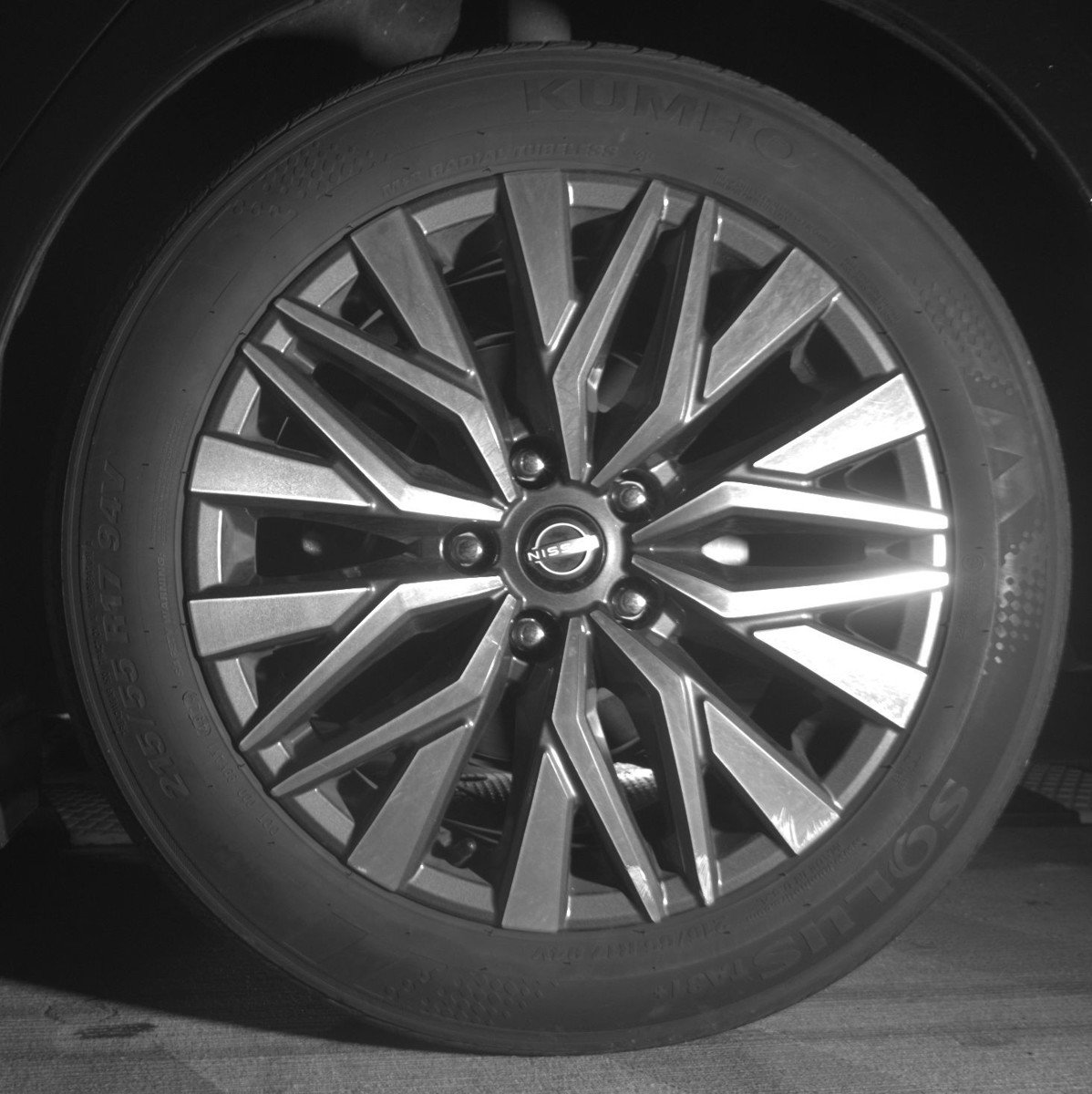 Used 2025 Nissan Altima 2.5 SV image 14