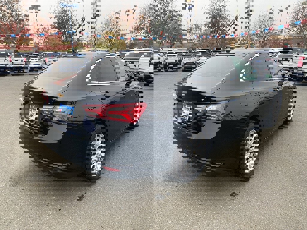 Used 2022 Chevrolet Malibu LT image 11