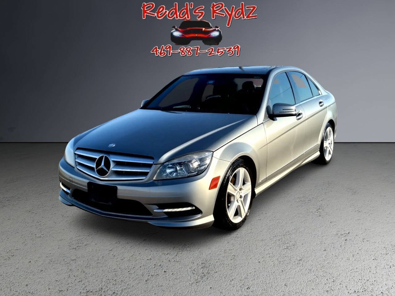 Used 2011 Mercedes-Benz C 300 Sedan image 2