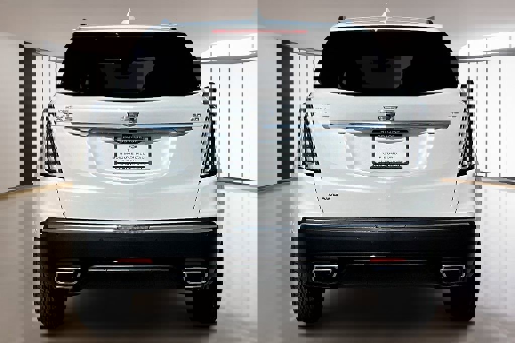 New 2025 Cadillac XT5 Sportv w/ LPO, Red Accent Package image 4