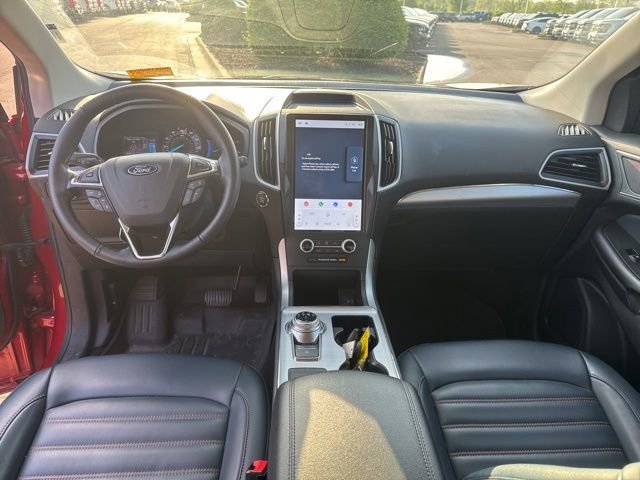 Used 2022 Ford Edge SEL w/ Sport Appearance Package image 25