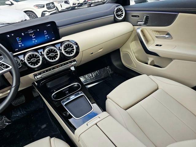 Certified 2025 Mercedes-Benz CLA 250 4MATIC image 35