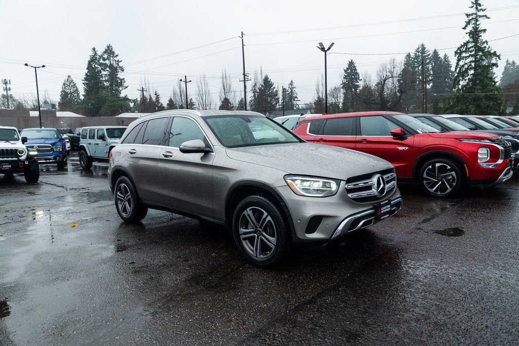 Used 2021 Mercedes-Benz GLC 300 4MATIC image 20