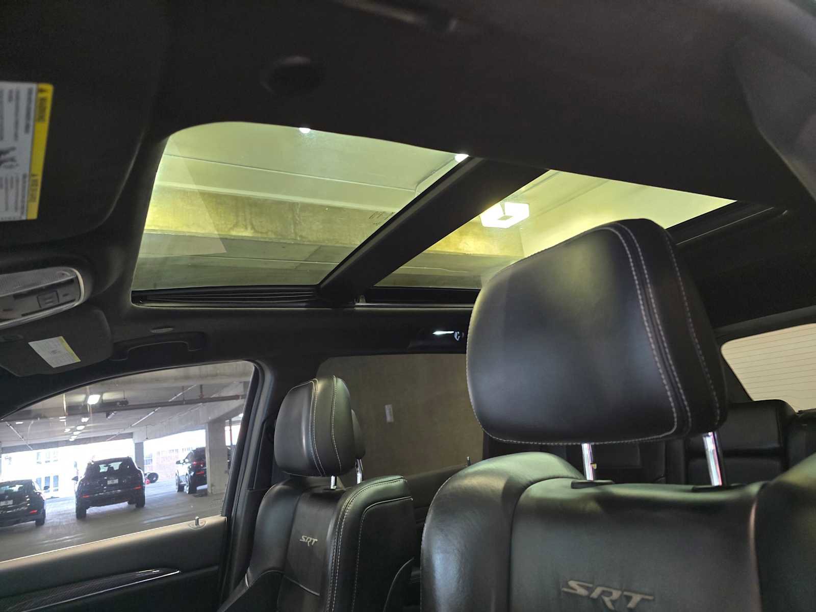 Used 2015 Jeep Grand Cherokee SRT w/ Luxury Group II image 27