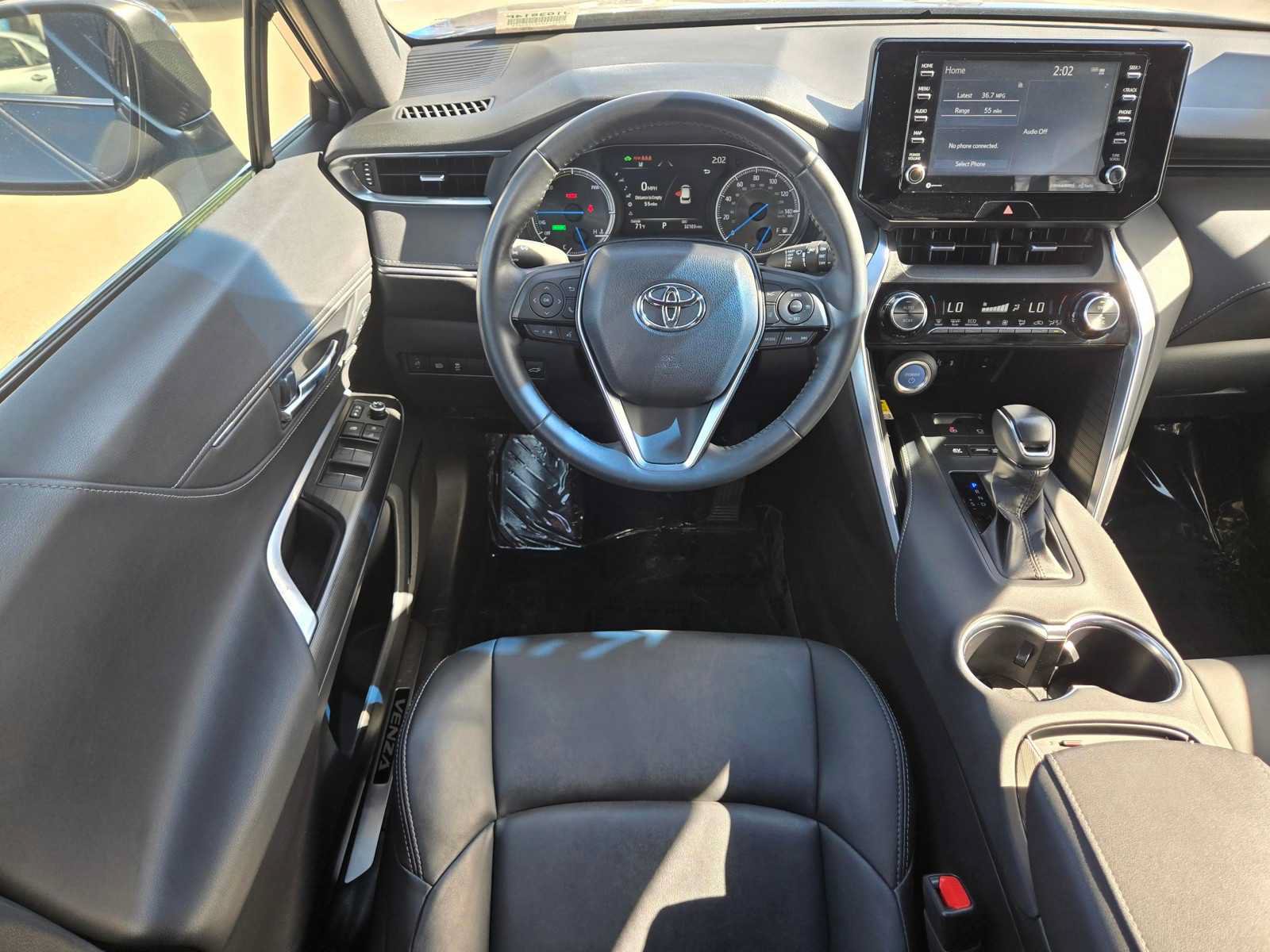 Used 2022 Toyota Venza XLE AWD/4WD image 17