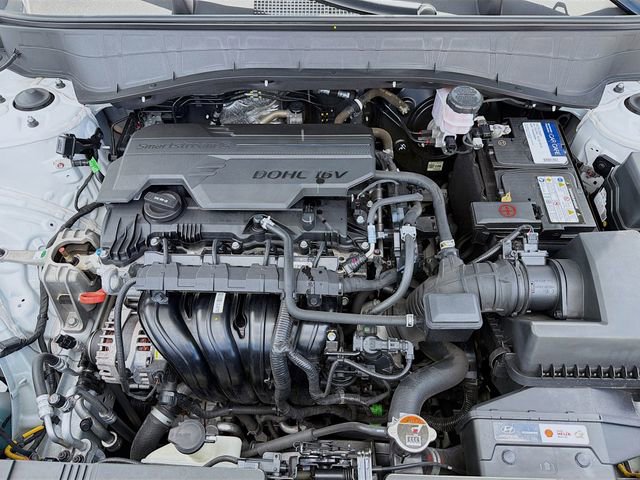Used 2024 Hyundai Kona SE image 28