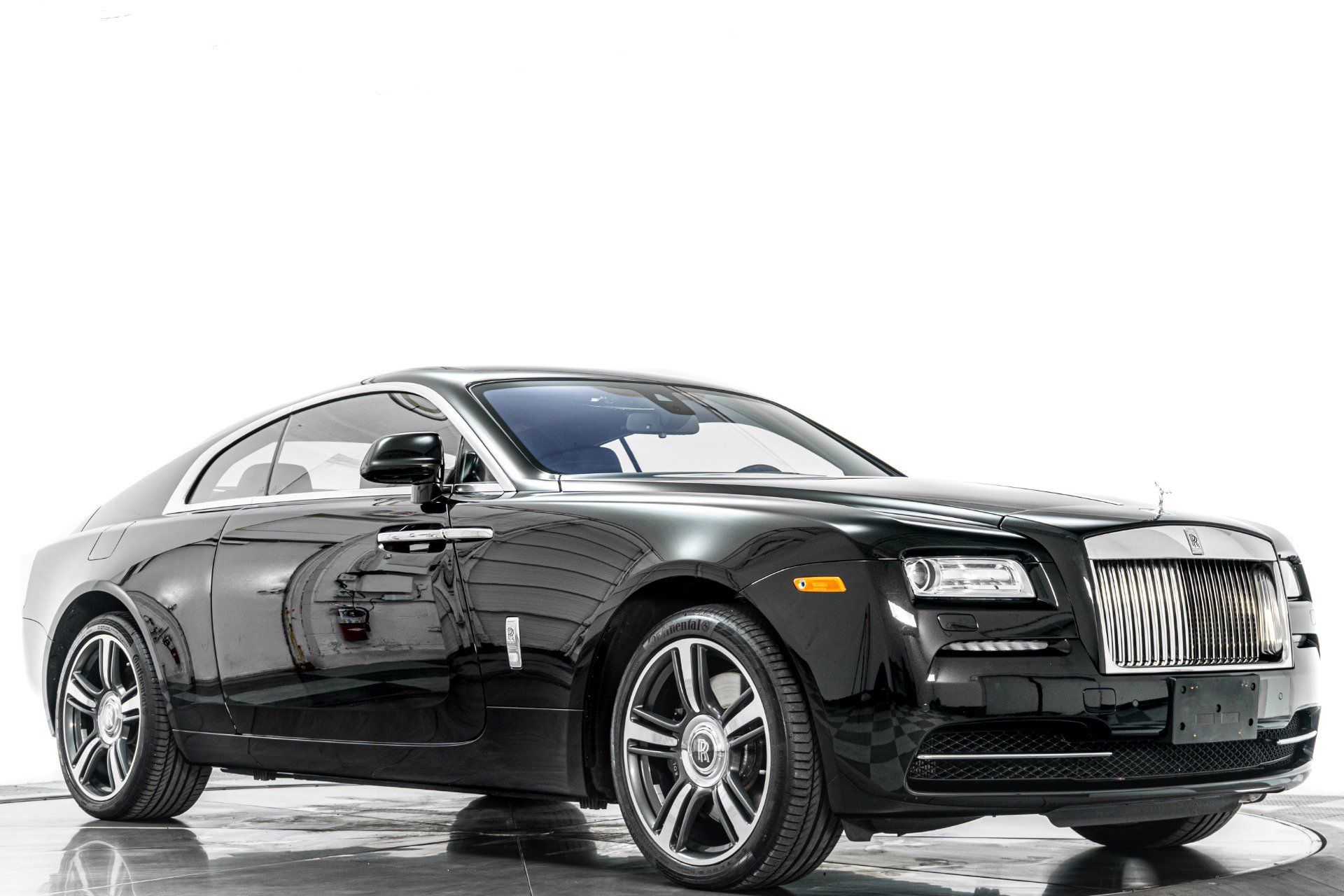 Used 2015 Rolls-Royce Wraith image 31