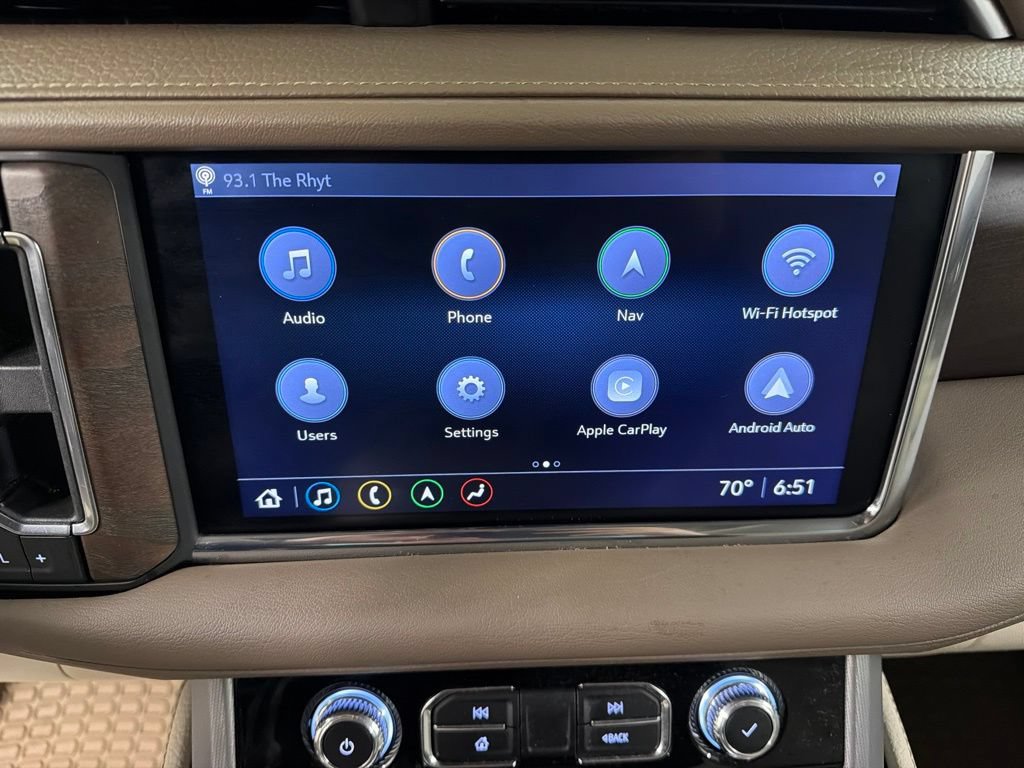 Used 2021 GMC Yukon Denali w/ Denali Premium Package AWD/4WD image 9