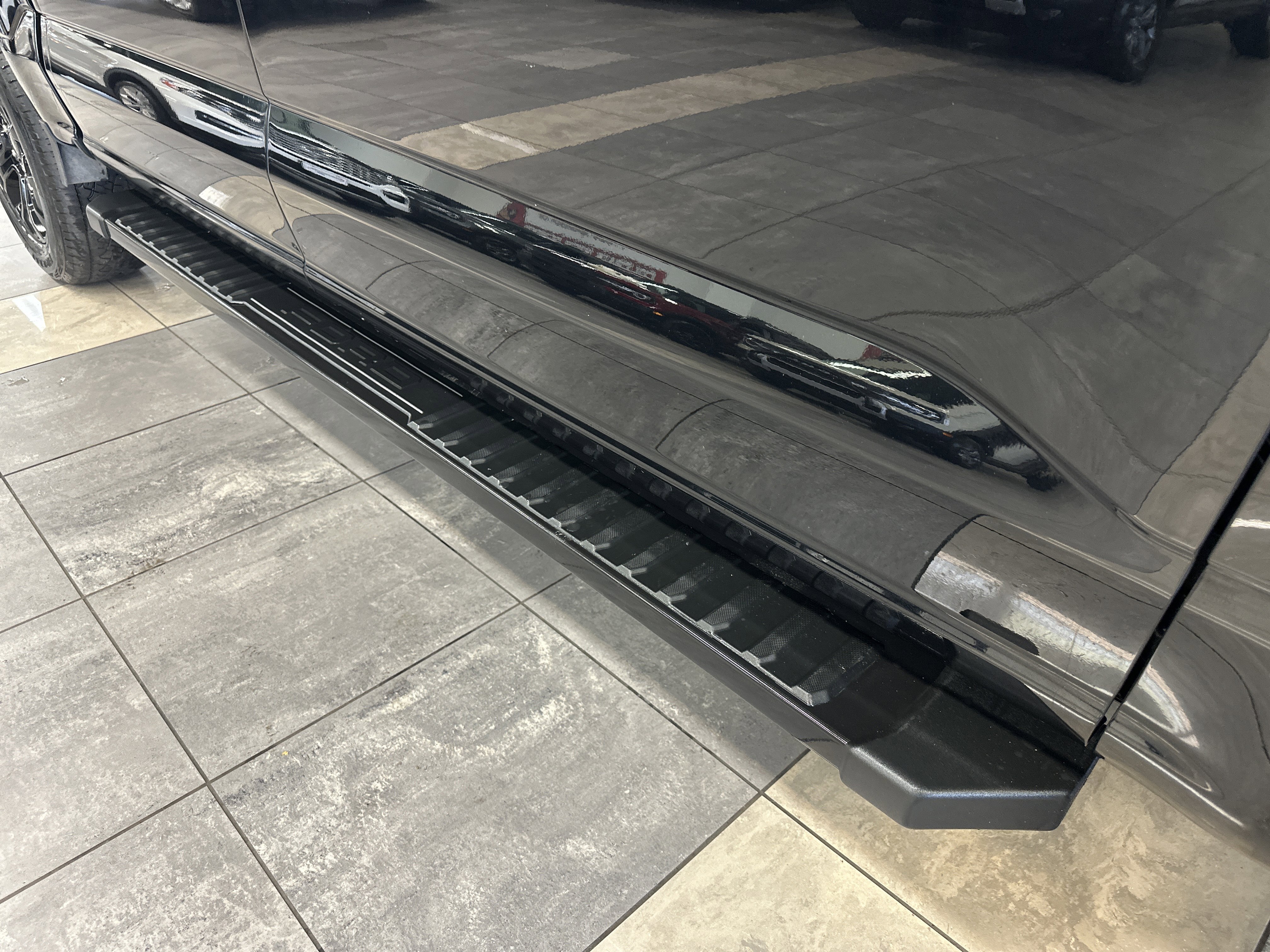 Used 2022 Ford F150 XLT w/ Equipment Group 302A High image 9