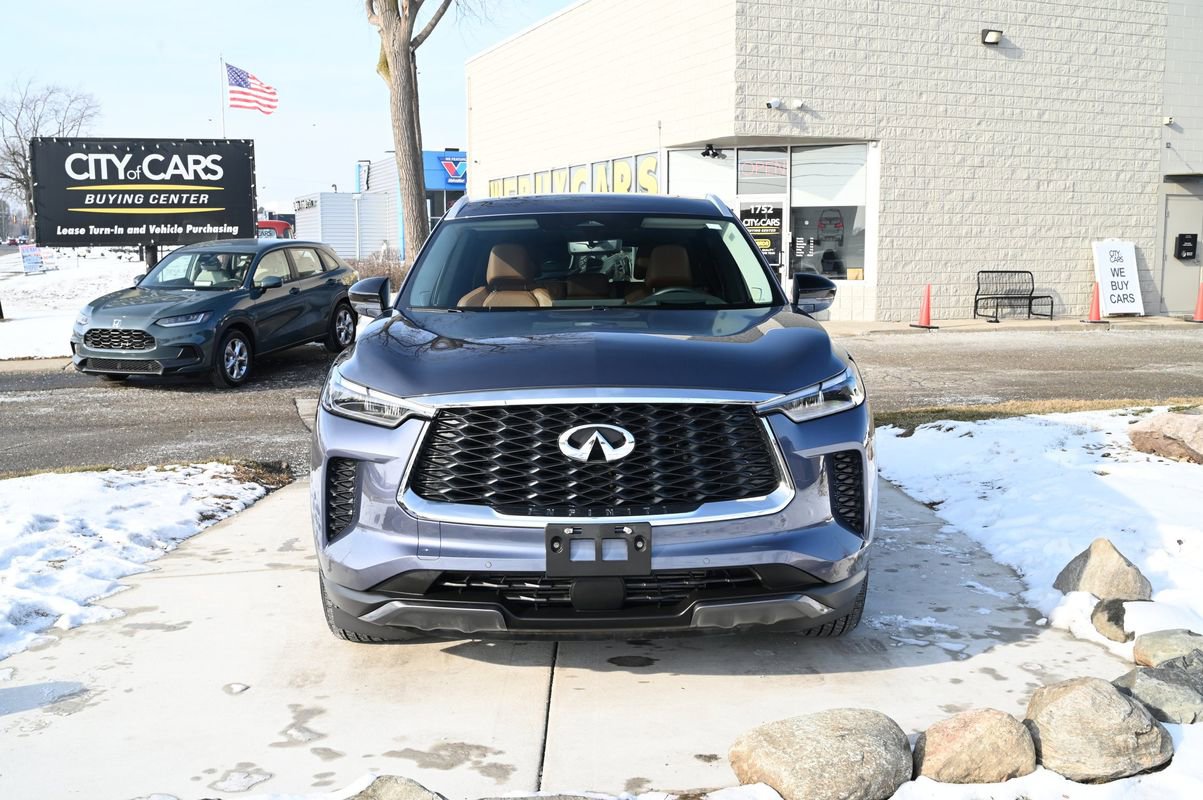 Used 2025 INFINITI QX60 Sensory image 2