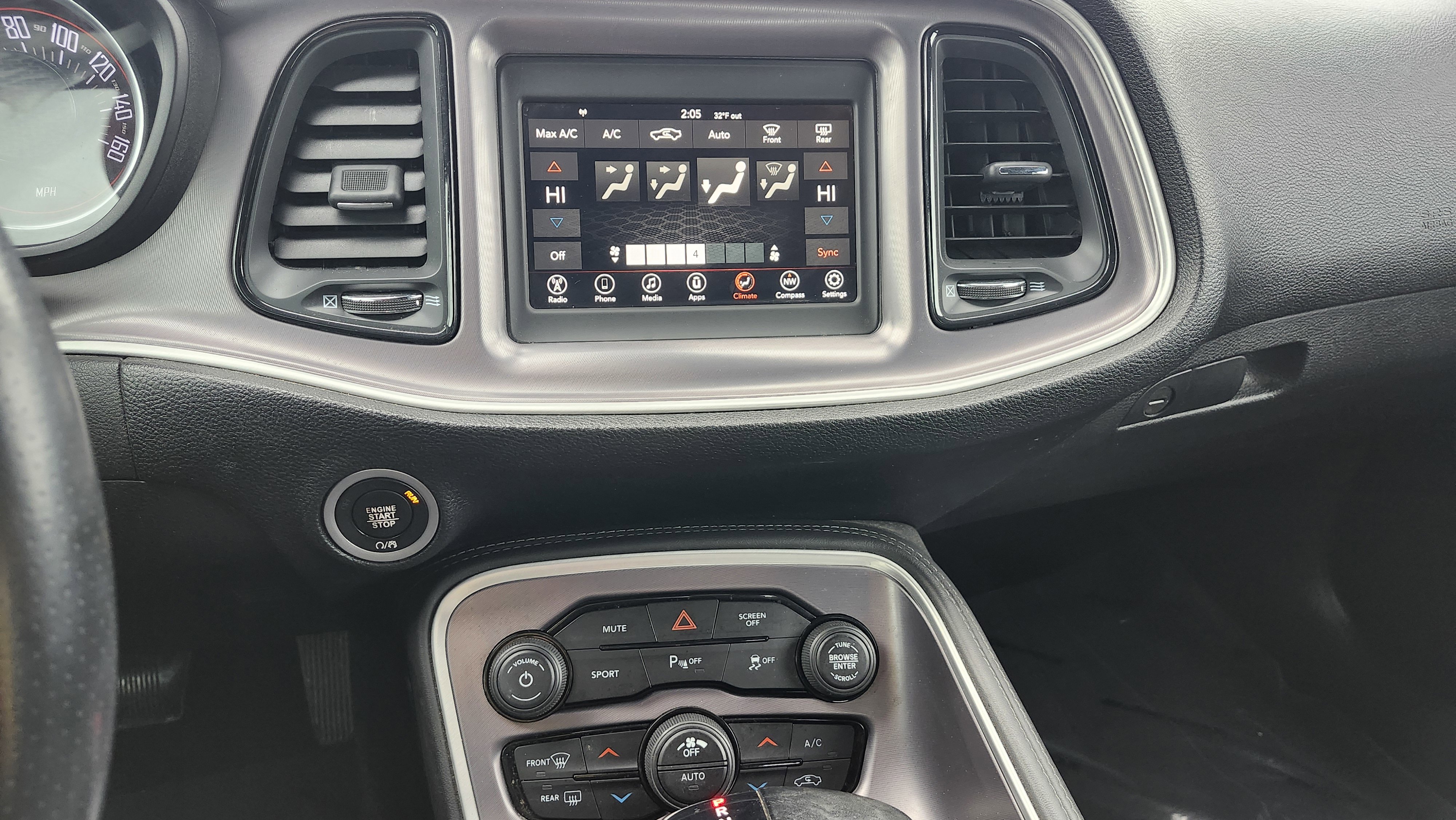 Used 2019 Dodge Challenger GT image 30