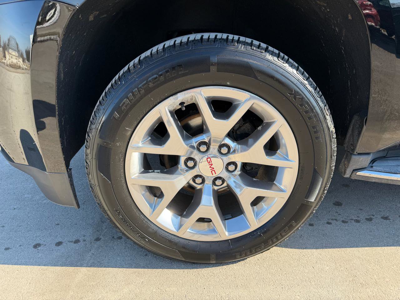 Used 2015 GMC Yukon SLT w/ Open Road Package AWD/4WD image 17