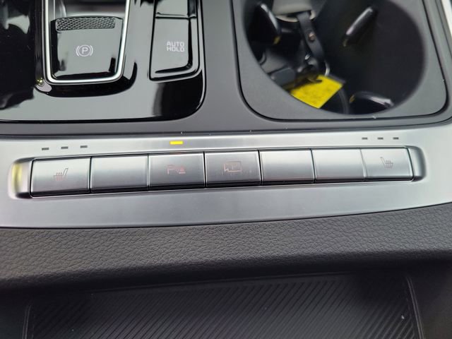 New 2026 Kia Carnival EX FWD image 21