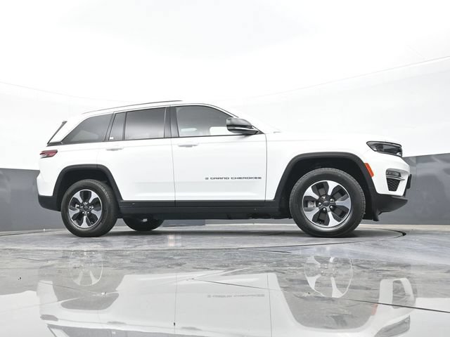 Used 2023 Jeep Grand Cherokee 4WD 4xe image 52