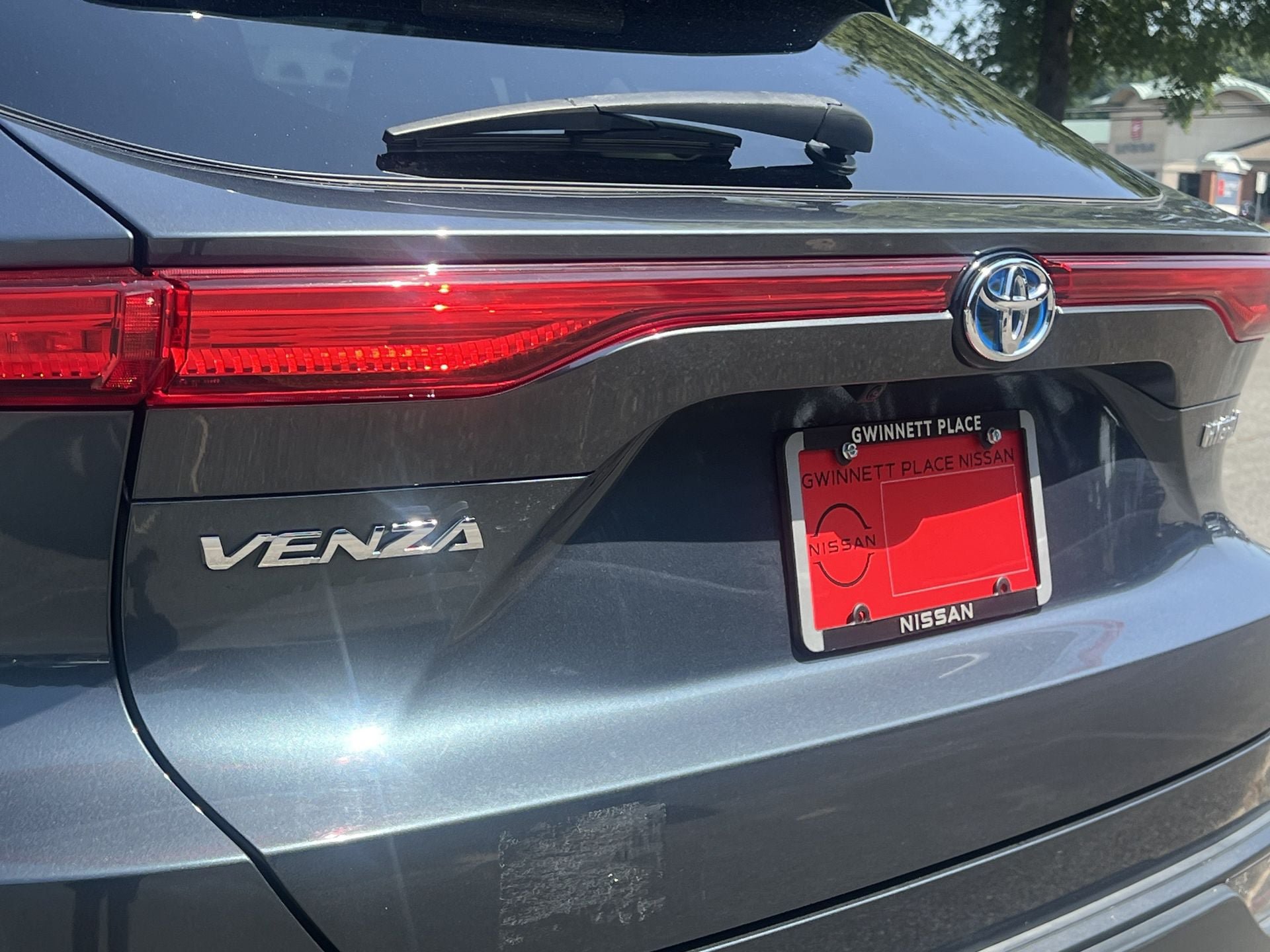 Used 2021 Toyota Venza LE w/ Carpet Mat Package (TMS) AWD/4WD image 29