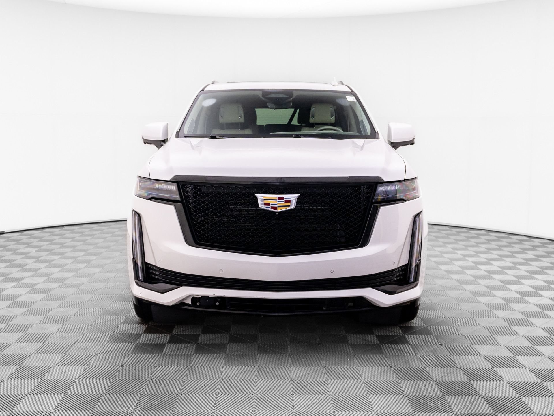 Used 2024 Cadillac Escalade Sport Platinum w/ LPO, ONYX Package AWD/4WD image 8