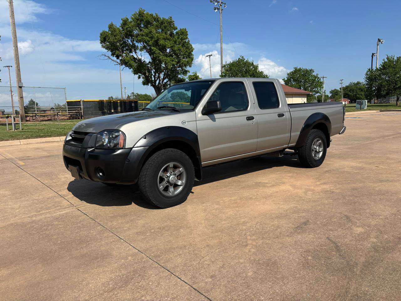 Used 2003 Nissan Frontier XE w/ XE Pwr Pkg RWD image 2