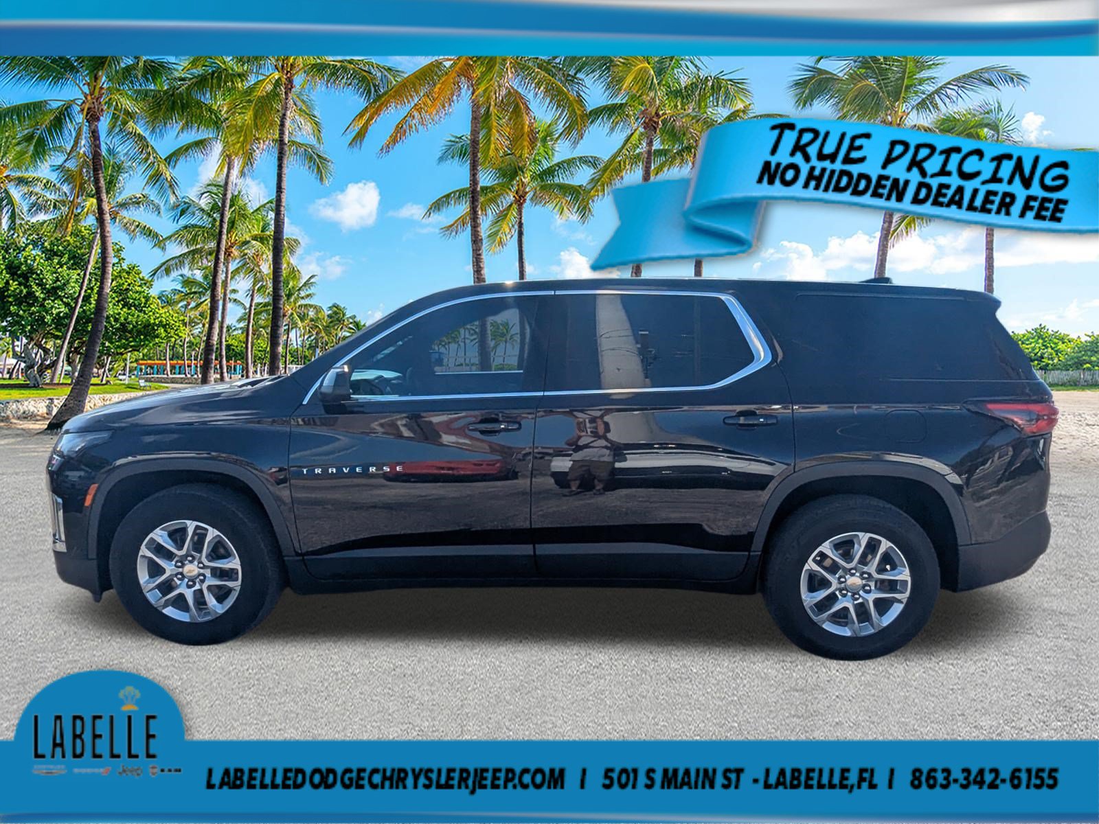 Used 2022 Chevrolet Traverse LS FWD image 8